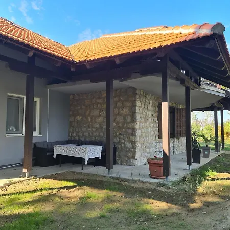 Affittacamere Kuca Za Odmor-zelena Oaza