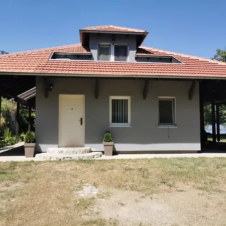 Kuca Za Odmor-zelena Oaza Affittacamere Golubac