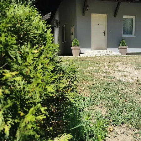 Kuca Za Odmor-zelena Oaza